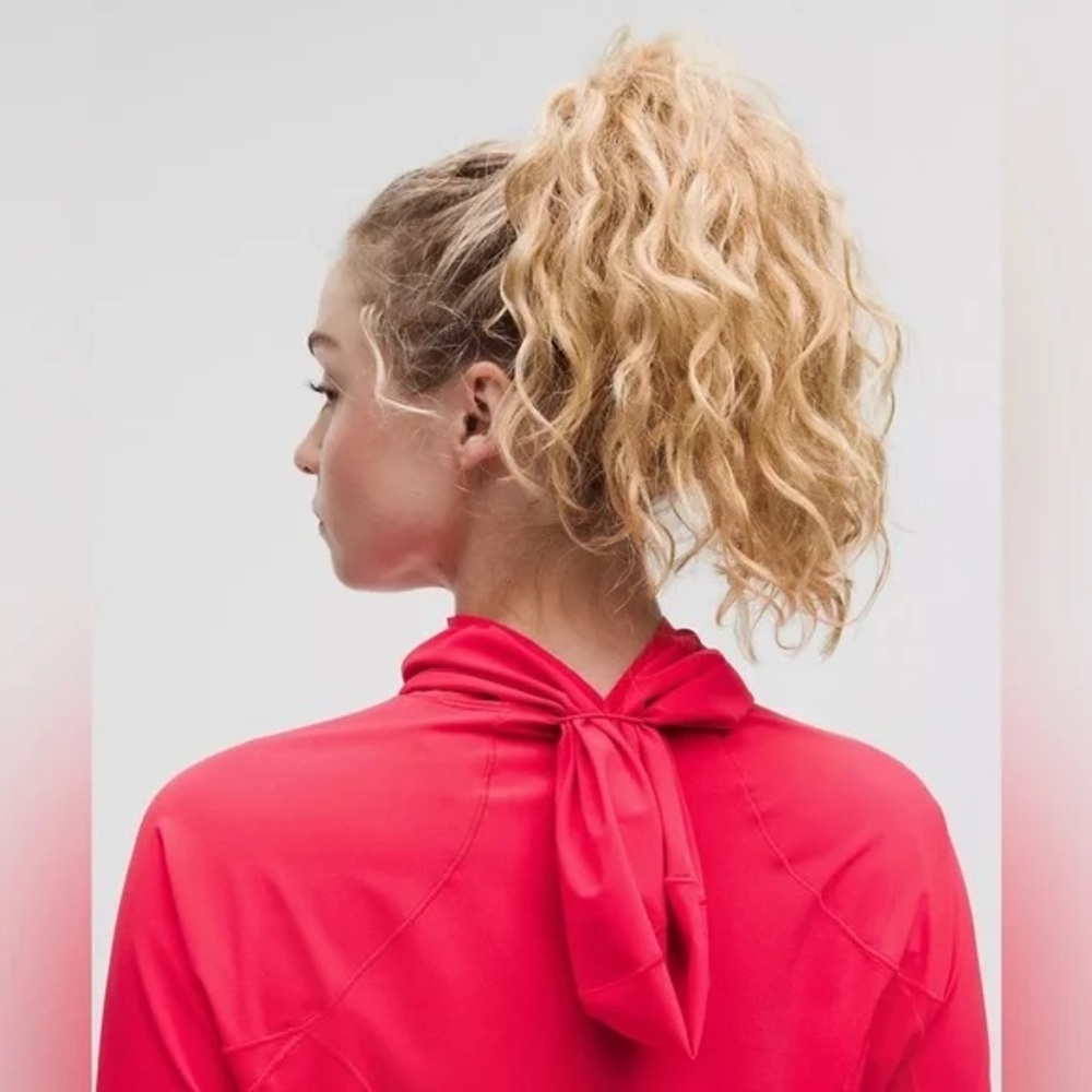 Mist Over Windbreaker in Red Glow - Picture 8 of 8